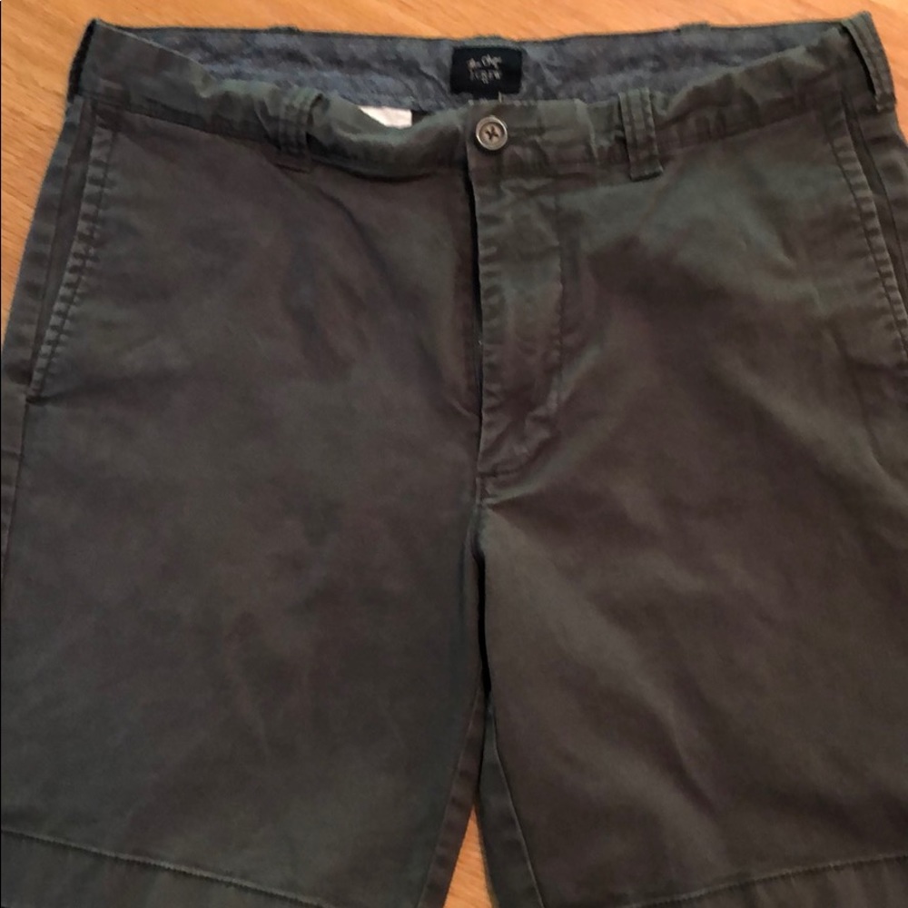 JCrew Men’s Flex Chino Shorts